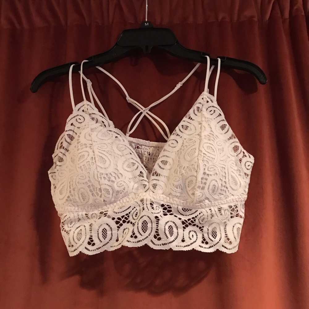 White Bralette VS PINK